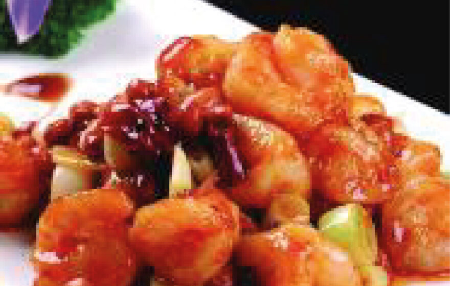 Garnalen in Kong Pao saus met pinda's